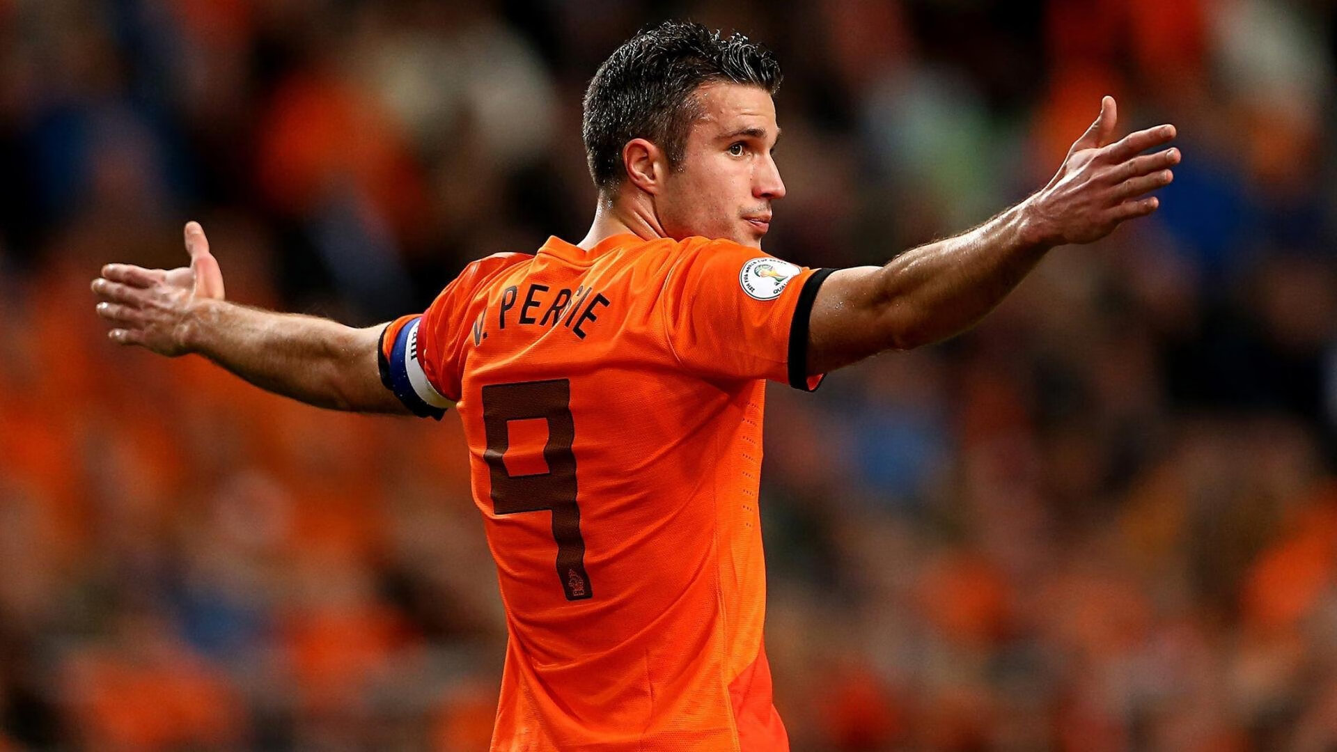 意甲战术灵活多变，球员表现堪称全场最佳，意甲球队阵容